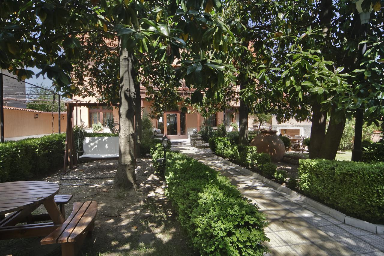 Anita Guest House & Relax Perushtitsa Εξωτερικό φωτογραφία